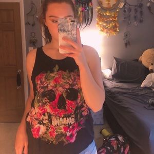 Hot Topic Edgy Floral Skull Muscle Tee